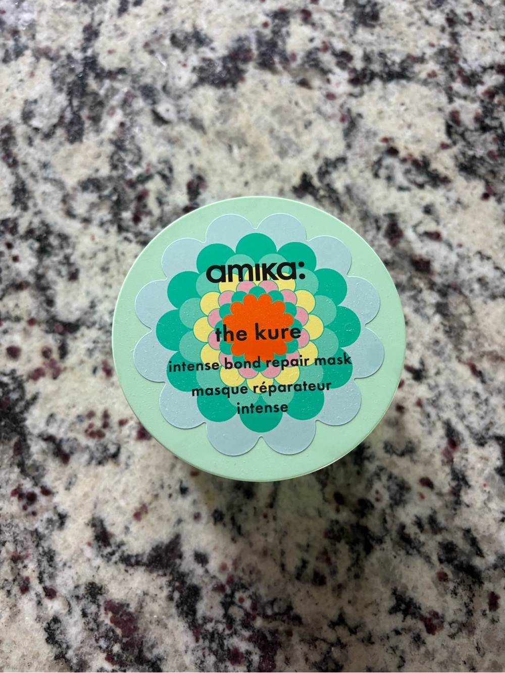 Amika the Kure intense bond hair mask